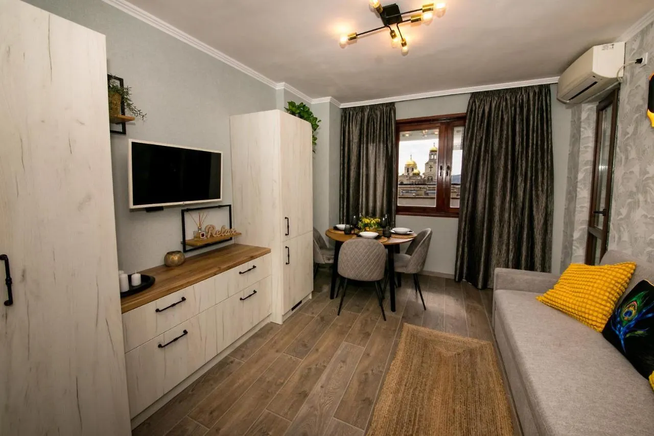 Cathedral Apartment וארנה